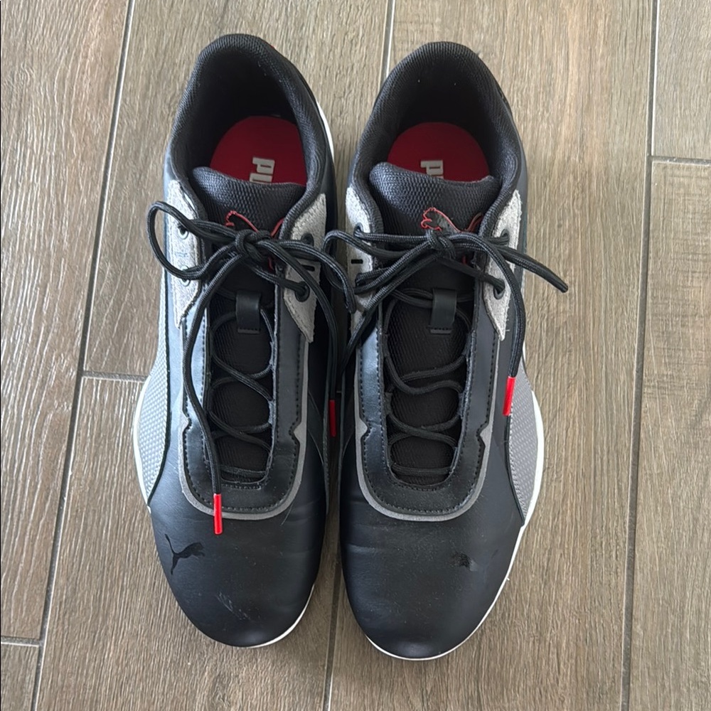 Puma x Ferrari Sneakers - Picture 2 of 6